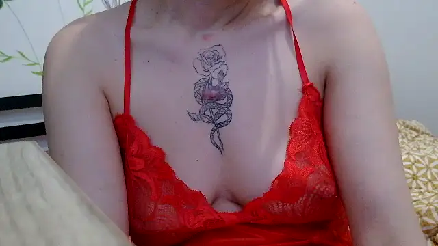 Snapshot of anngelle chatting on May 2026 05:43:02 PM anngelle online show from May 2026 05:43:02 PM
