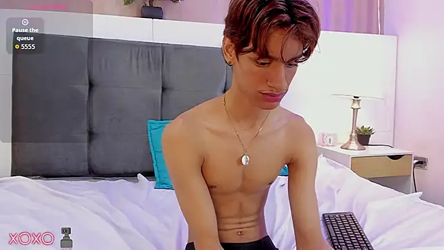 Snapshot of Will_Turneer chatting on December 2025 08:31:01 AM Will Turneer online show from December 2025 08:31:01 AM