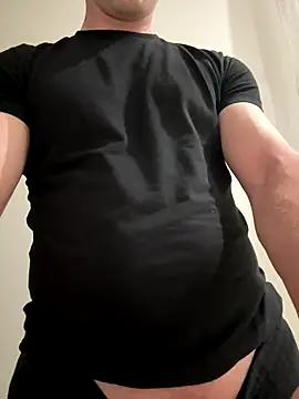 Snapshot of bigpolish95 chatting on December 2025 08:14:02 PM bigpolish95 online show from December 2025 08:14:02 PM