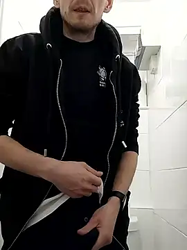 Snapshot of CrookedBunk3527 chatting on January 2026 05:13:02 AM CrookedBunk3527 online show from January 2026 05:13:02 AM