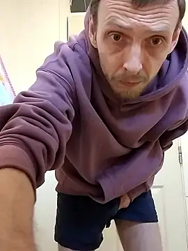 Snapshot of CrookedBunk3527 chatting on January 2026 01:58:02 PM CrookedBunk3527 online show from January 2026 01:58:02 PM