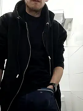 Snapshot of CrookedBunk3527 chatting on January 2026 05:22:02 AM CrookedBunk3527 online show from January 2026 05:22:02 AM