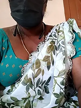 Snapshot of Tamil_Bhuvi69 chatting on February 2026 04:33:01 AM Tamil Bhuvi69 online show from February 2026 04:33:01 AM