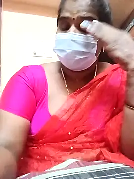 Snapshot of Tamil_Bhuvi69 chatting on February 2026 06:46:01 PM Tamil Bhuvi69 online show from February 2026 06:46:01 PM