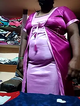 Snapshot of Tamil_Bhuvi69 chatting on February 2026 07:55:02 PM Tamil Bhuvi69 online show from February 2026 07:55:02 PM