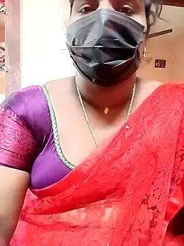 Snapshot of Tamil_Bhuvi69 chatting on February 2026 06:11:02 AM Tamil Bhuvi69 online show from February 2026 06:11:02 AM