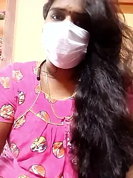 Snapshot of Tamil_Bhuvi69 chatting on January 2026 04:19:02 AM Tamil Bhuvi69 online show from January 2026 04:19:02 AM