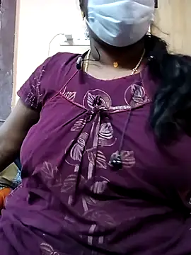 Snapshot of Tamil_Bhuvi69 chatting on January 2026 03:43:02 AM Tamil Bhuvi69 online show from January 2026 03:43:02 AM