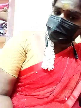 Snapshot of Tamil_Bhuvi69 chatting on January 2026 03:41:01 PM Tamil Bhuvi69 online show from January 2026 03:41:01 PM