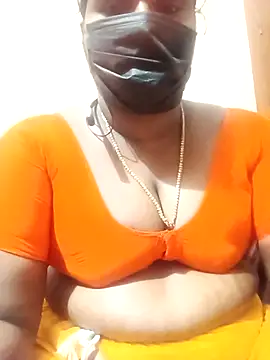 Snapshot of Tamil_Bhuvi69 chatting on February 2026 12:10:01 AM Tamil Bhuvi69 online show from February 2026 12:10:01 AM