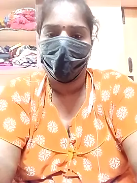 Snapshot of Tamil_Bhuvi69 chatting on February 2026 03:40:02 AM Tamil Bhuvi69 online show from February 2026 03:40:02 AM