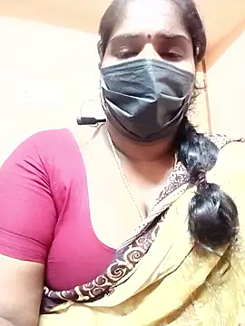 Snapshot of Tamil_Bhuvi69 chatting on February 2026 07:25:01 PM Tamil Bhuvi69 online show from February 2026 07:25:01 PM