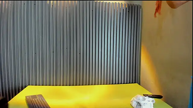 Snapshot of AYALA_TATTOO chatting on December 2025 10:15:01 PM AYALA TATTOO online show from December 2025 10:15:01 PM