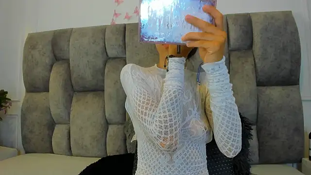 Scarlett Sk online show from March 2026 08:24:02 PM