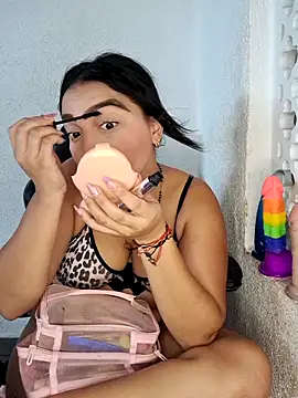 Mia em online show from March 2026 06:37:02 PM