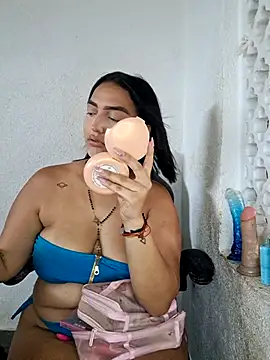 Mia em online show from March 2026 06:45:01 PM