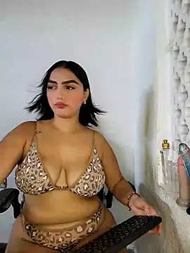 Mia em online show from March 2026 06:42:02 PM