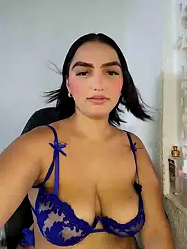 Mia em online show from March 2026 04:42:02 PM