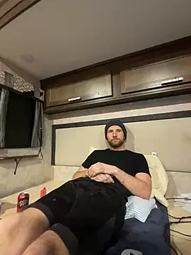 SparkledExtern online show from February 2026 06:33:02 AM