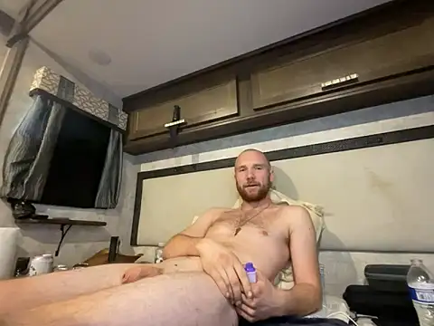 SparkledExtern online show from February 2026 08:07:01 PM