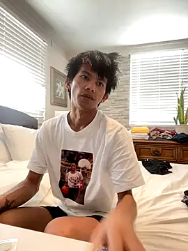 Snapshot of jhaycobXgarcia chatting on December 2025 10:15:01 PM jhaycobXgarcia online show from December 2025 10:15:01 PM