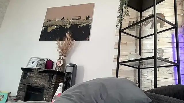 vinique99 online show from March 2026 03:24:01 PM