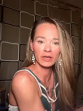 vinique99 online show from January 2026 06:04:02 PM