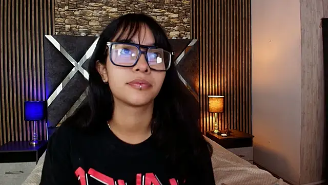 Snapshot of Amy_channel chatting on June 2026 12:44:02 PM Amy channel online show from June 2026 12:44:02 PM