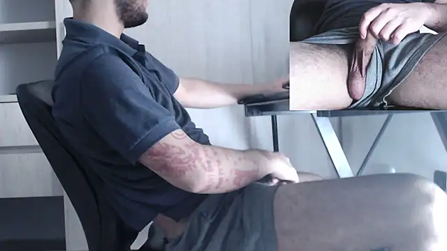 mateoconde00 online show from January 2026 01:31:02 AM