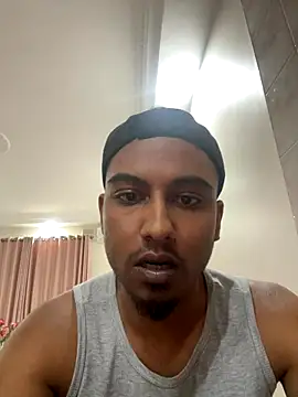 Snapshot of thatdesispicycouple chatting on December 2025 12:50:01 AM thatdesispicycouple online show from December 2025 12:50:01 AM