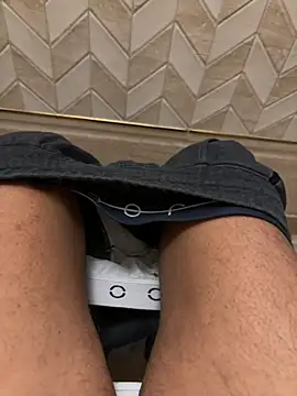 Snapshot of TheDarkDicknight chatting on December 2025 06:13:01 PM TheDarkDicknight online show from December 2025 06:13:01 PM