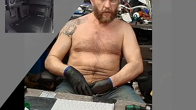 HouseOfHans online show from January 2026 01:12:02 AM