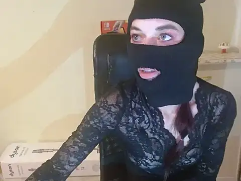 Snapshot of ntrlbdyy chatting on December 2025 10:10:02 AM ntrlbdyy online show from December 2025 10:10:02 AM