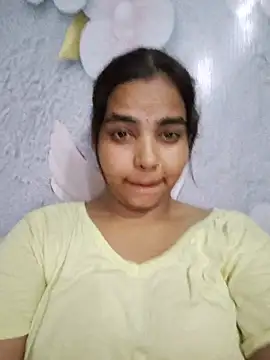 Himani 0122 online show from June 2026 06:14:02 PM