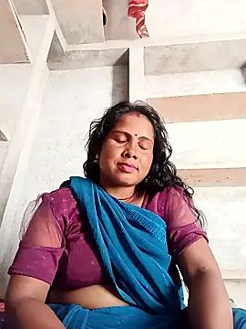 Shreya pandit online show from March 2026 06:06:01 AM