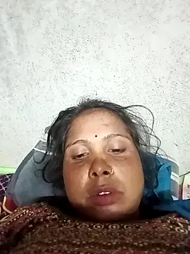 Snapshot of Shreya_pandit chatting on February 2026 01:03:02 AM Shreya pandit online show from February 2026 01:03:02 AM