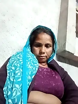 Snapshot of Shreya_pandit chatting on February 2026 12:40:01 AM Shreya pandit online show from February 2026 12:40:01 AM