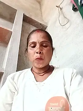 Snapshot of Shreya_pandit chatting on February 2026 09:29:01 AM Shreya pandit online show from February 2026 09:29:01 AM