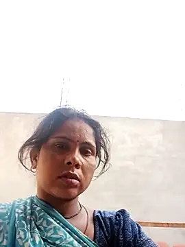 Shreya pandit online show from May 2026 01:26:08 AM