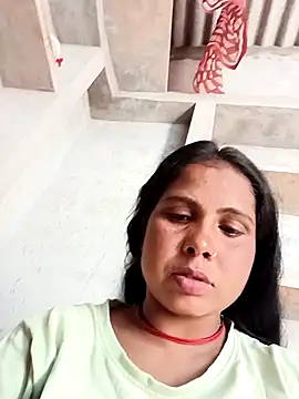 Snapshot of Shreya_pandit chatting on February 2026 06:26:01 AM Shreya pandit online show from February 2026 06:26:01 AM