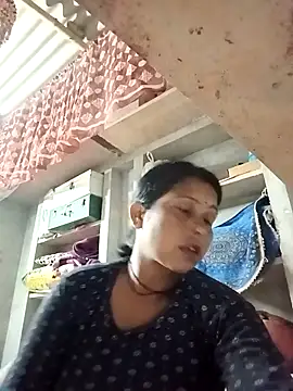 Shreya pandit online show from April 2026 05:52:01 PM