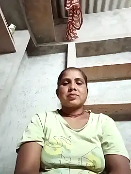 Snapshot of Shreya_pandit chatting on February 2026 04:41:01 PM Shreya pandit online show from February 2026 04:41:01 PM