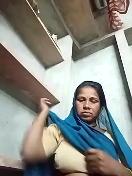 Snapshot of Shreya_pandit chatting on February 2026 08:31:02 PM Shreya pandit online show from February 2026 08:31:02 PM