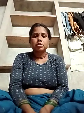 Shreya pandit online show from March 2026 10:22:02 PM