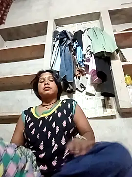 Shreya pandit online show from May 2026 12:26:02 AM