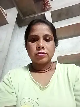 Snapshot of Shreya_pandit chatting on February 2026 07:27:01 PM Shreya pandit online show from February 2026 07:27:01 PM