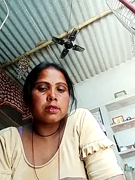 Shreya pandit online show from May 2026 07:28:01 AM