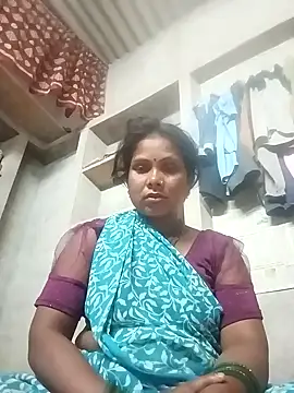 Shreya pandit online show from April 2026 12:17:02 AM