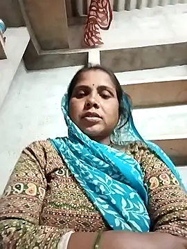 Snapshot of Shreya_pandit chatting on February 2026 06:39:01 PM Shreya pandit online show from February 2026 06:39:01 PM