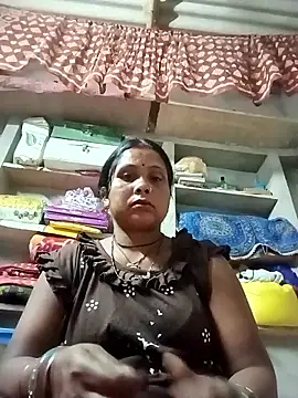 Shreya pandit online show from April 2026 07:07:02 PM